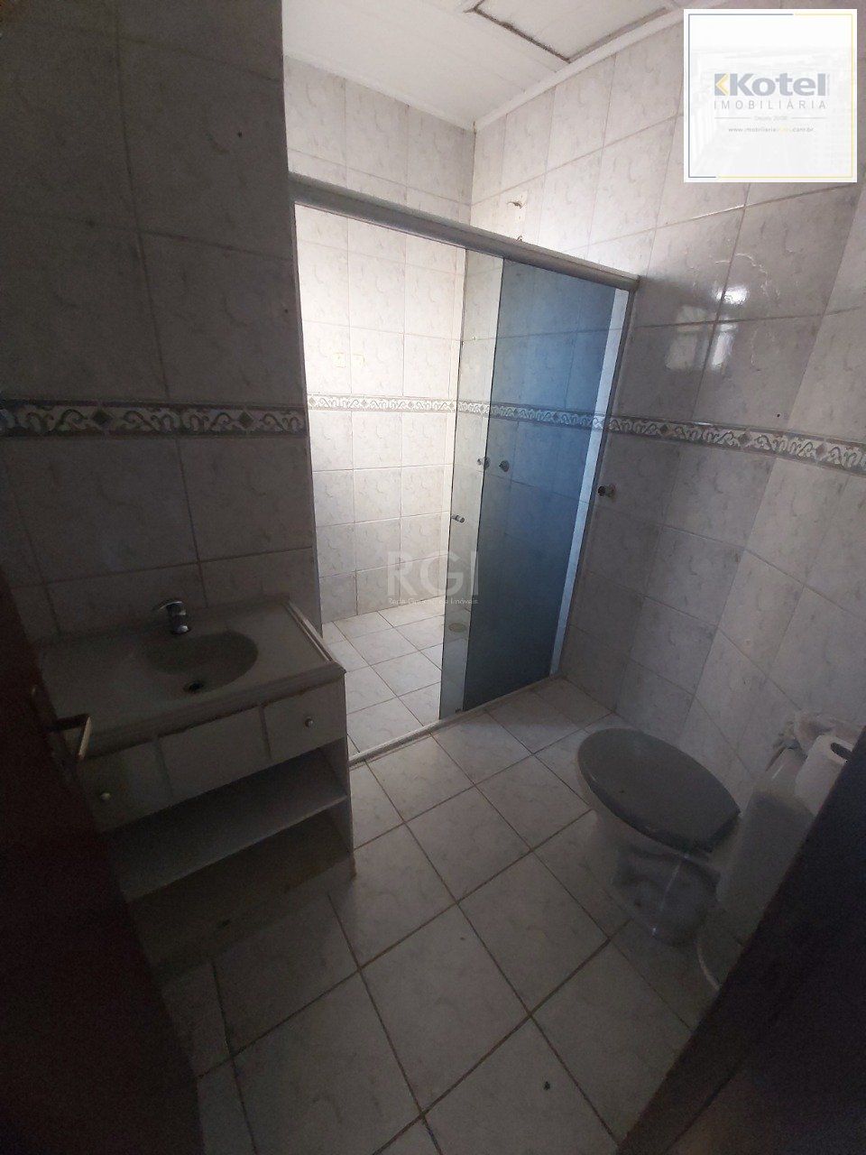 Casa no bairro Hípica - 3 dormitórios — foto 4