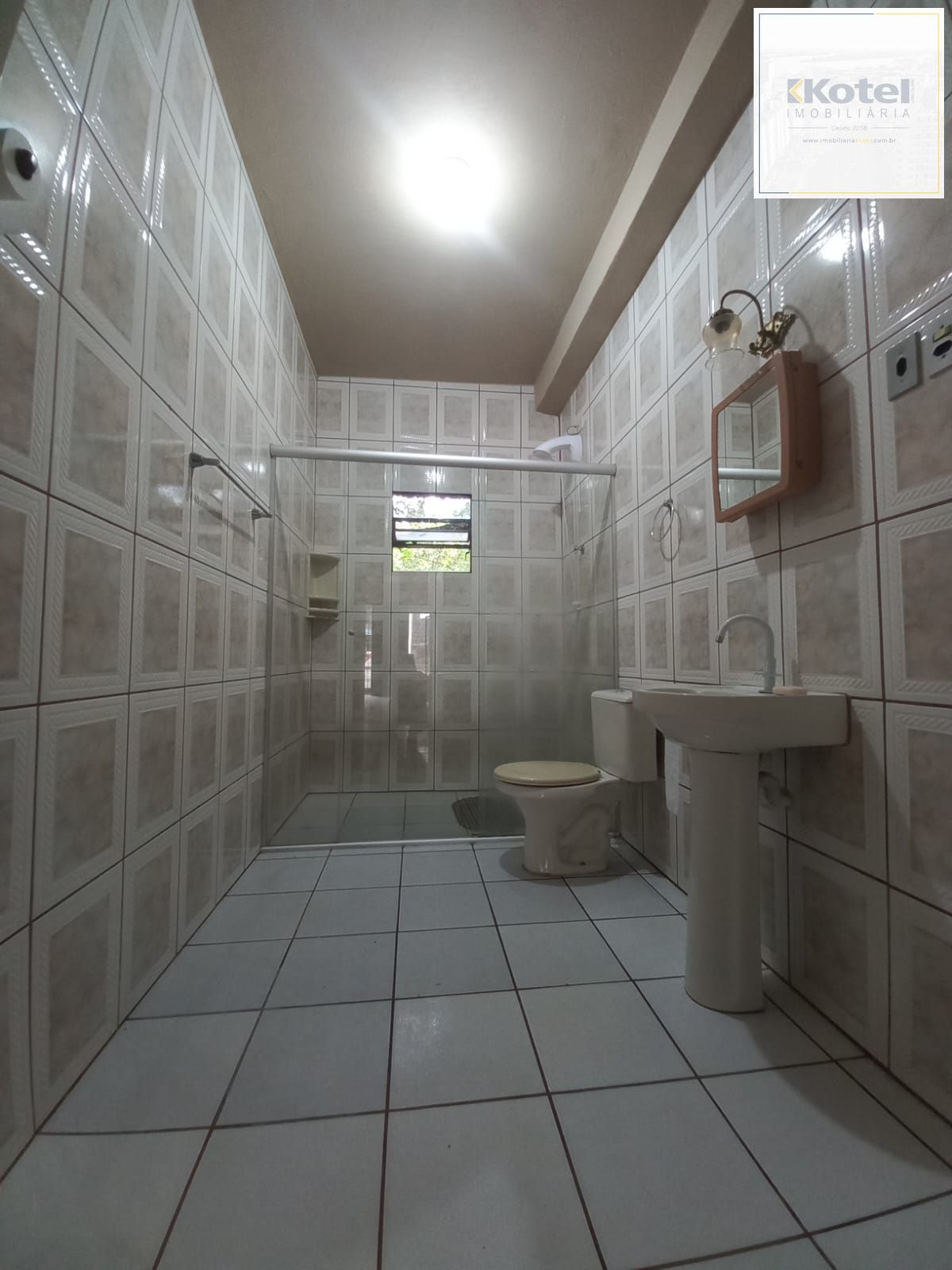 Casa com 2 dormitórios - 1 suíte - Viamão