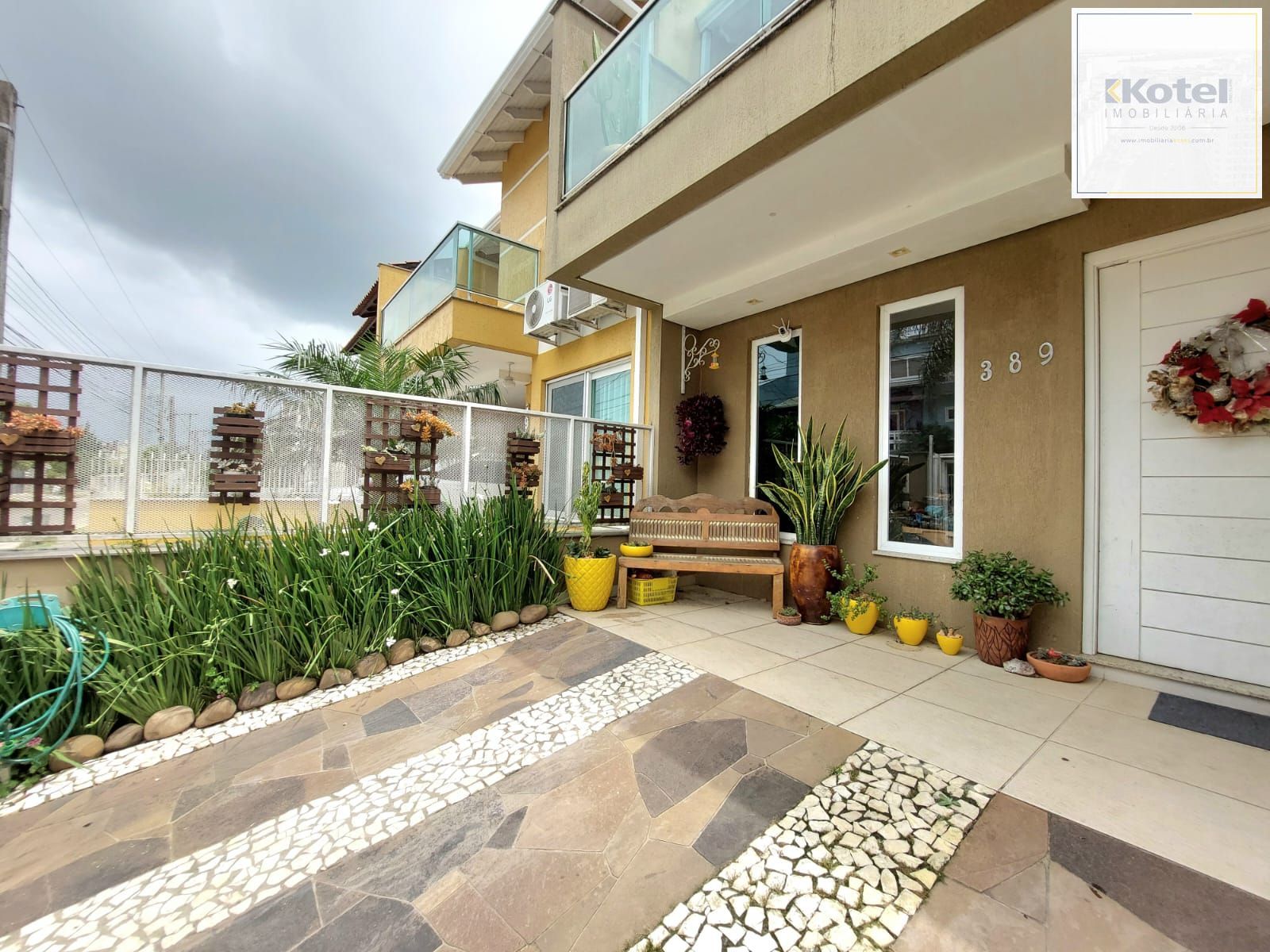 Excelente sobrado no Residencial Jardins do Prado de 3 dormitórios sendo uma suíte — foto 3