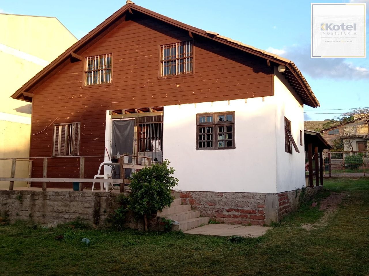 Casa no bairro Campo Novo - 3 dormitórios