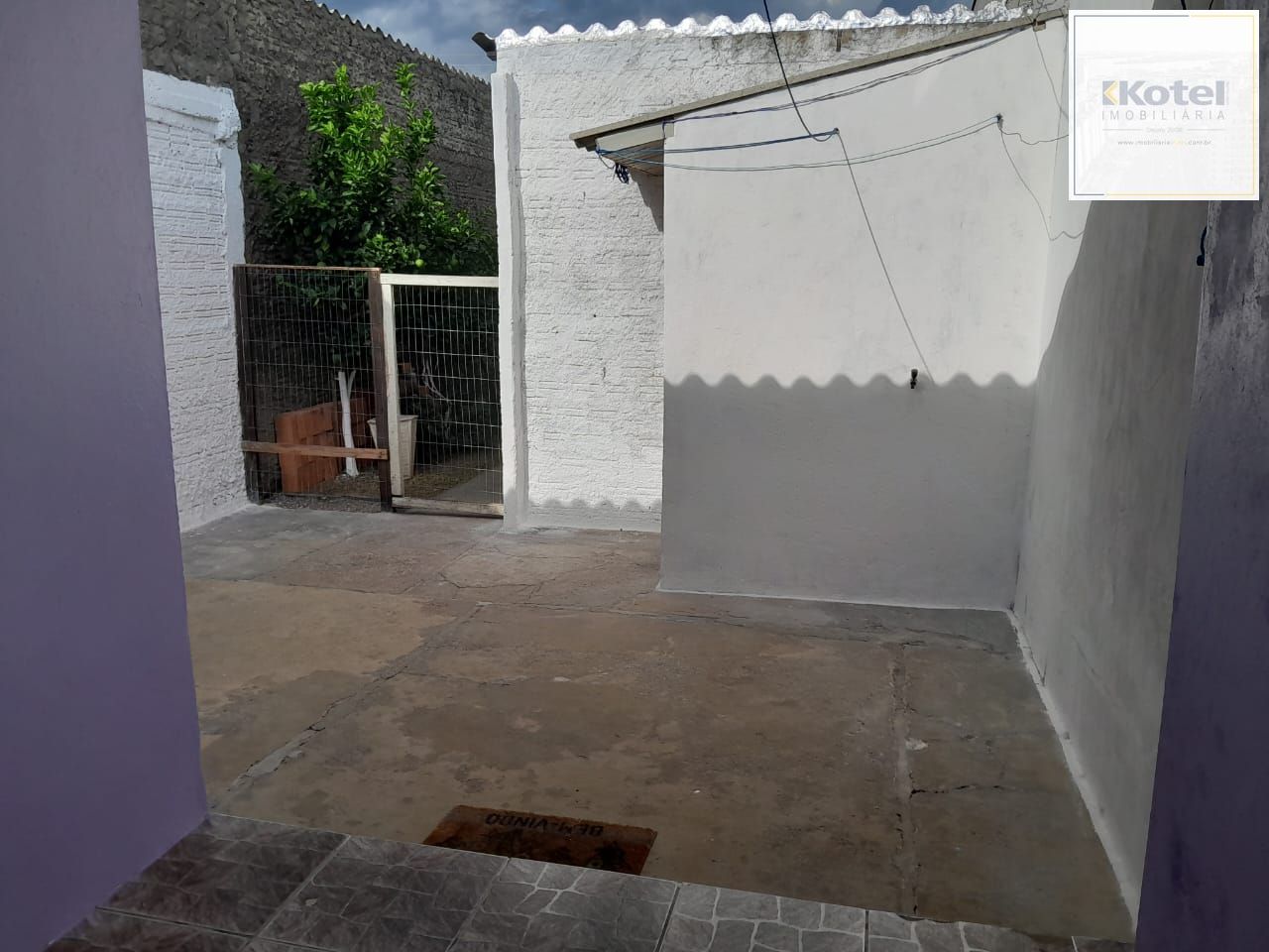Casa no bairro Hípica - 2 dormitórios — foto 4