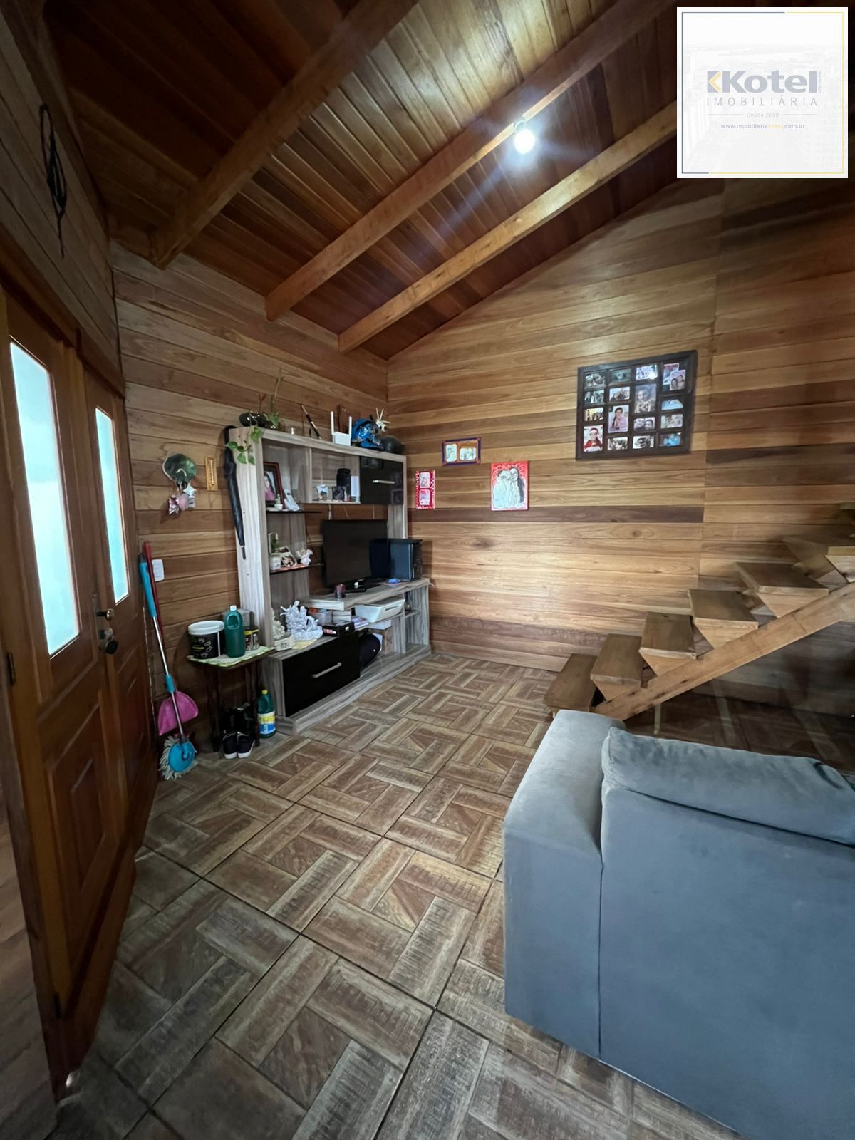 Belíssima Casa no bairro Restinga 2 Dormitórios sendo um uma suite — foto 4