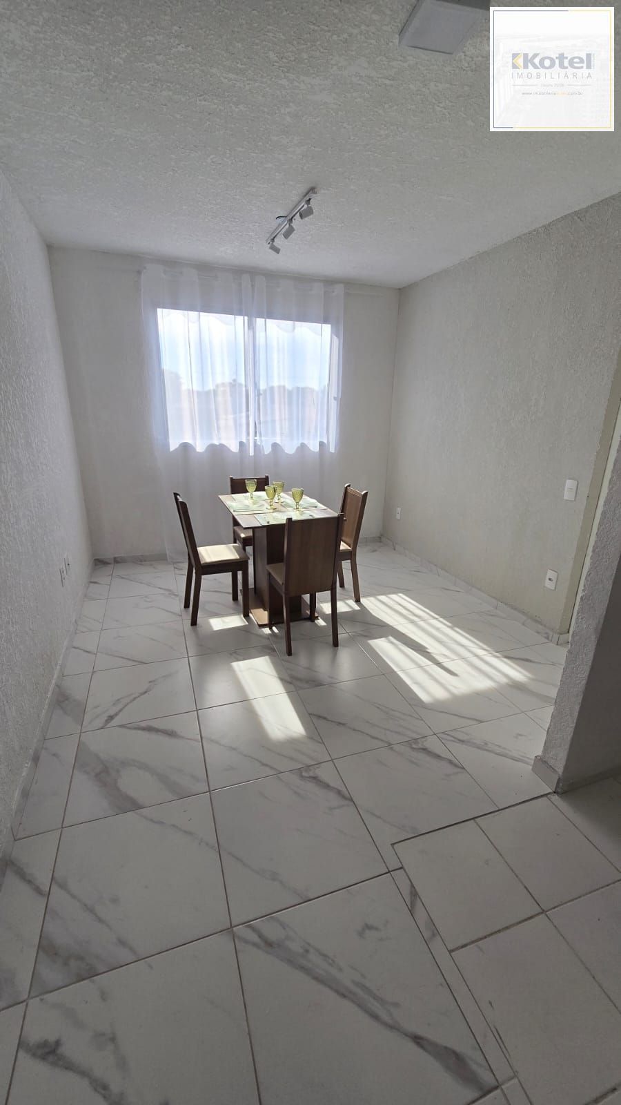 Apartamento no bairro Restinga - 2 DORMITÓRIOS — foto 2