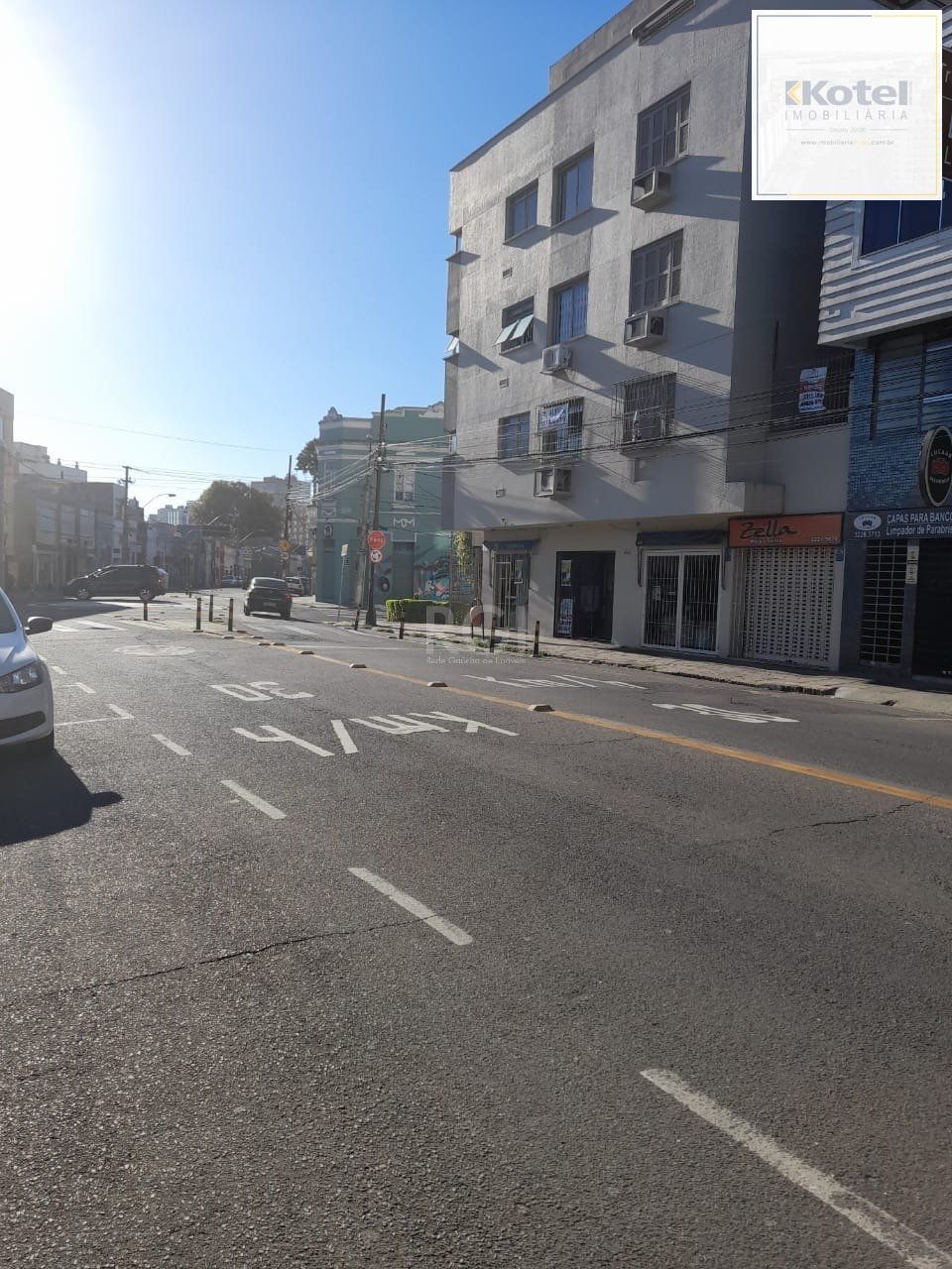 APARTAMENTO NA CIDADE BAIXA - 2 DORMITÓRIOS