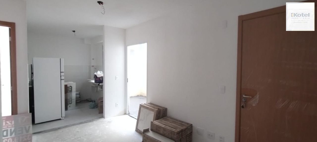 Apartamento no bairro Restinga - 2 dormitórios — foto 2