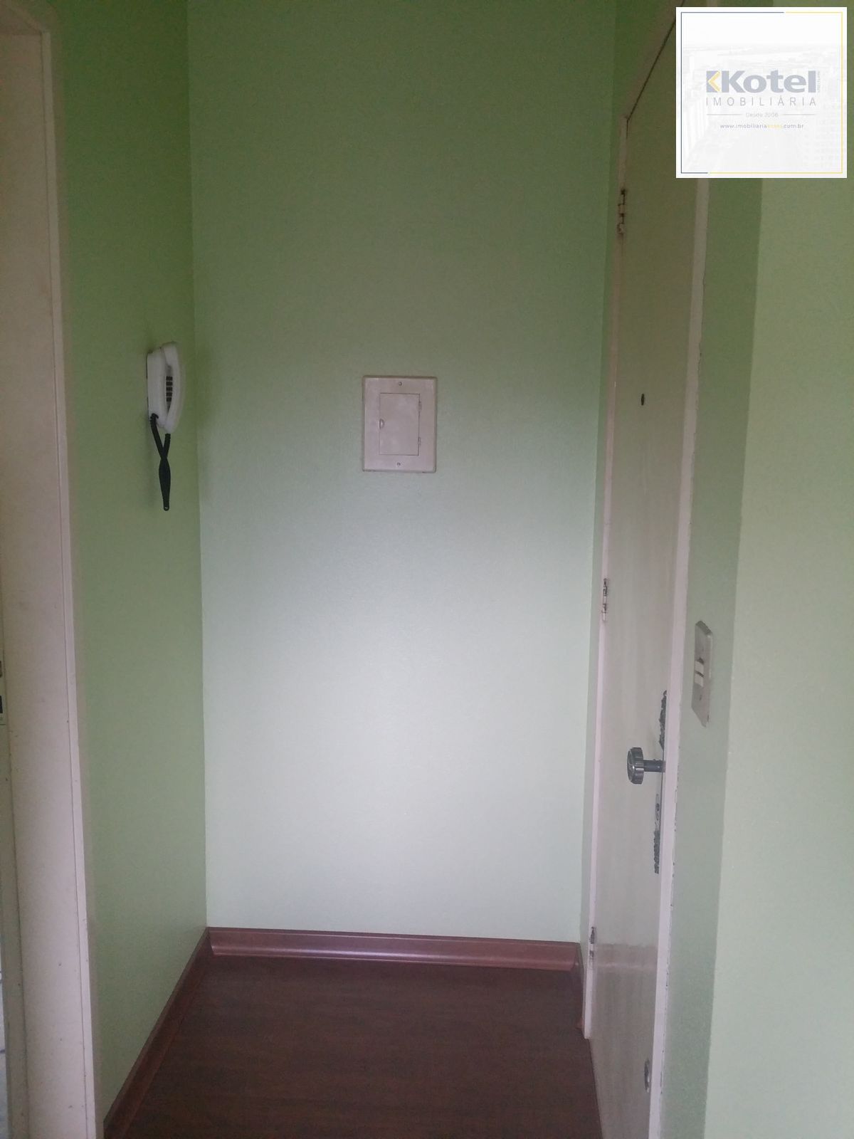 Apartamento em Novo Hamburgo - 2 Dormitórios — foto 2