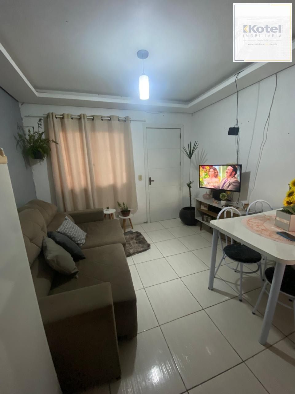 Apartamento no bairro Jardim Algarve - Alvorada
