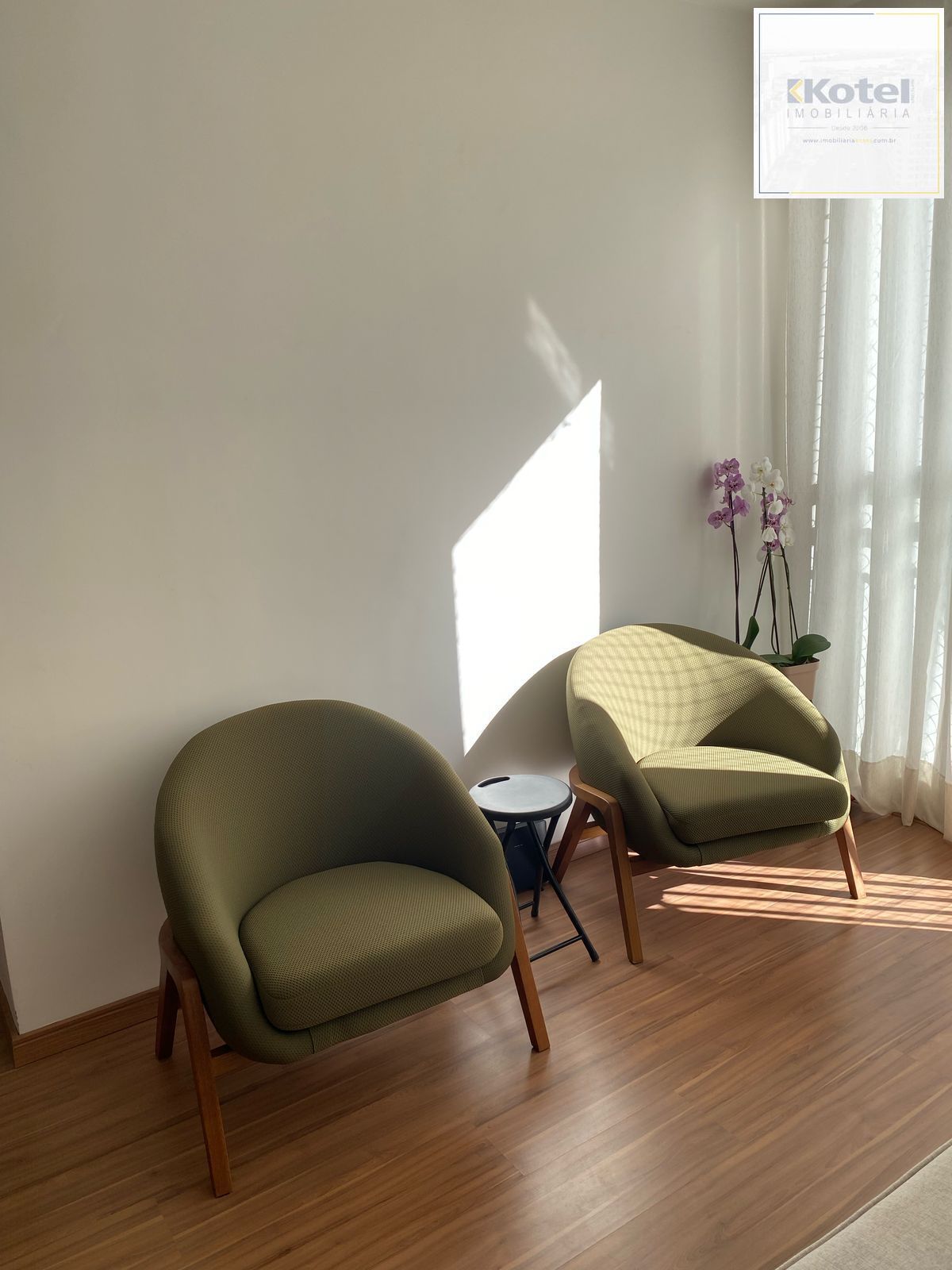 Ótimo apartamento de 2 dormitórios localizado no Bairro Vila Nova — foto 4