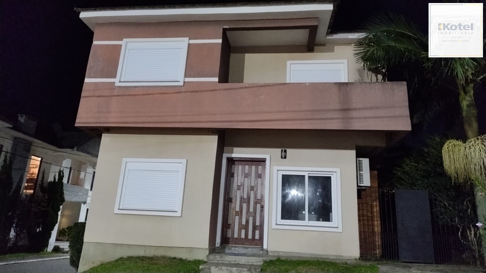 Casa de 3 suítes excelente acabamento Localizada no condomínio Mirante do lago