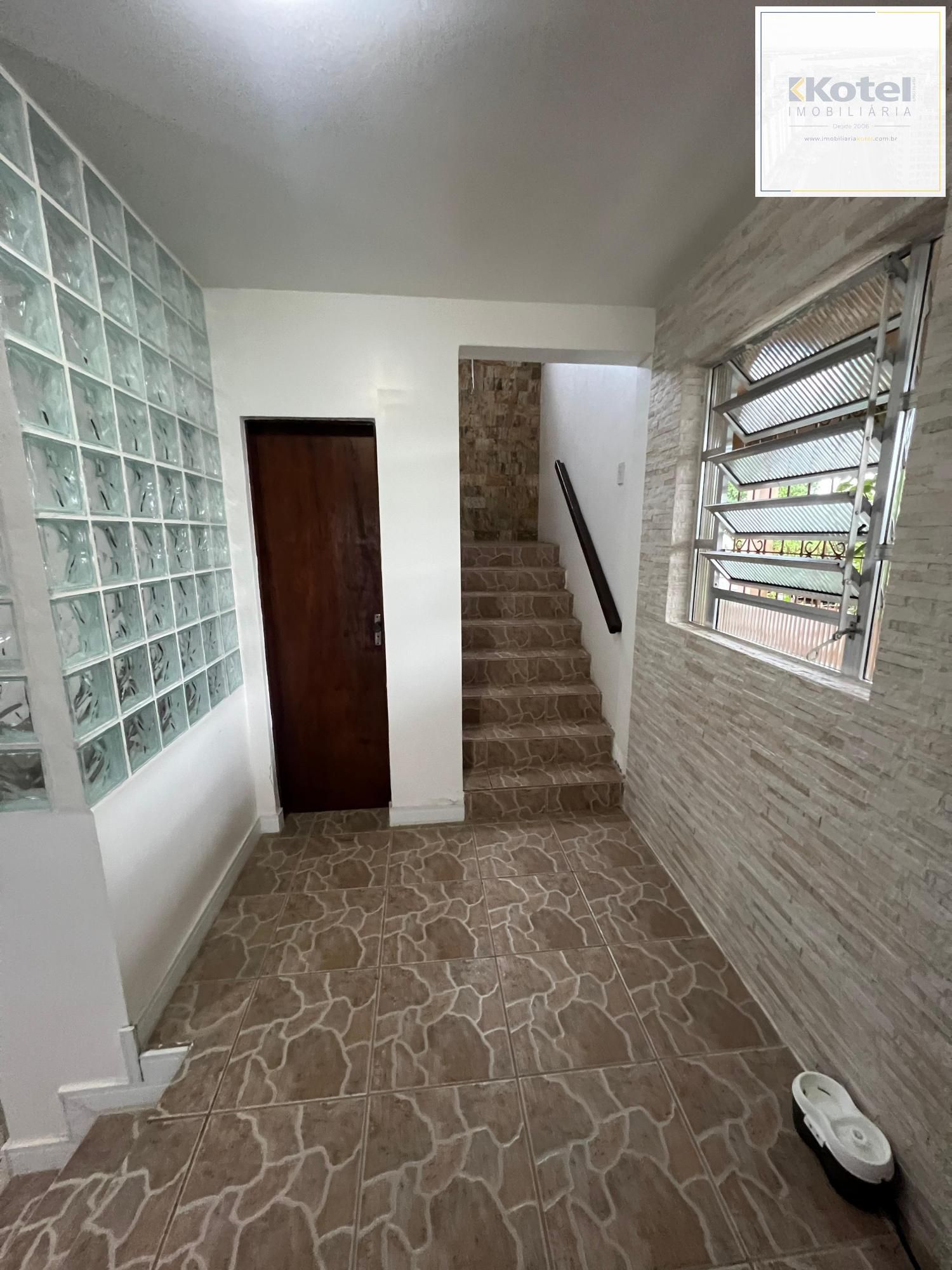 Casa Residencial Semimobiliada com 2 Suítes e Piscina em Viamão, RS
