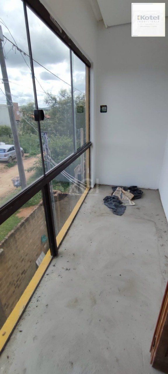 Casa com Piscina no bairro Lami — foto 2