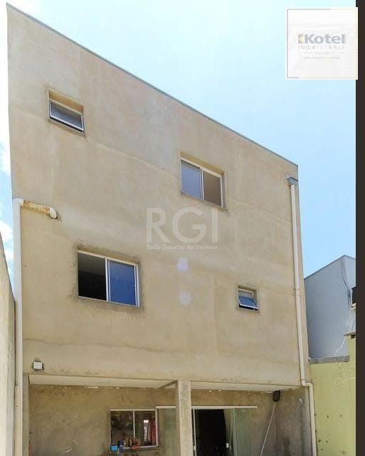 Casa no bairro Hípica - 3 dormitórios — foto 2