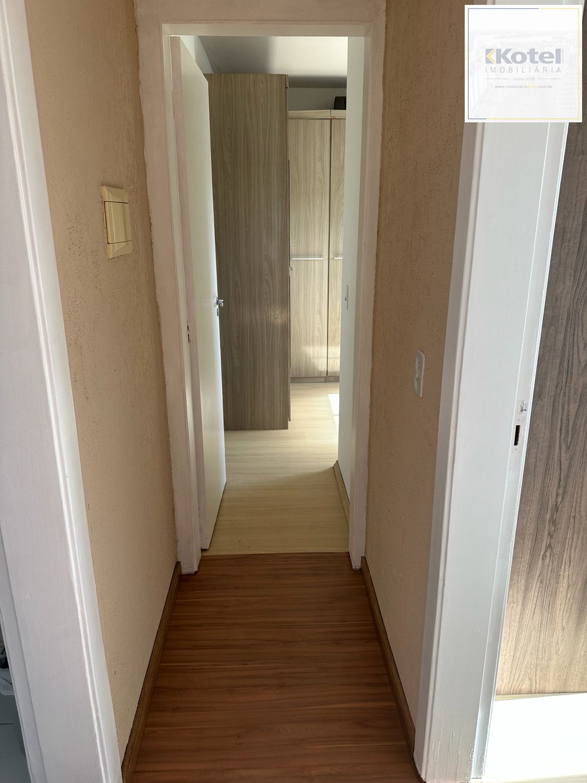 Apartamento com suíte semi mobiliado — foto 4