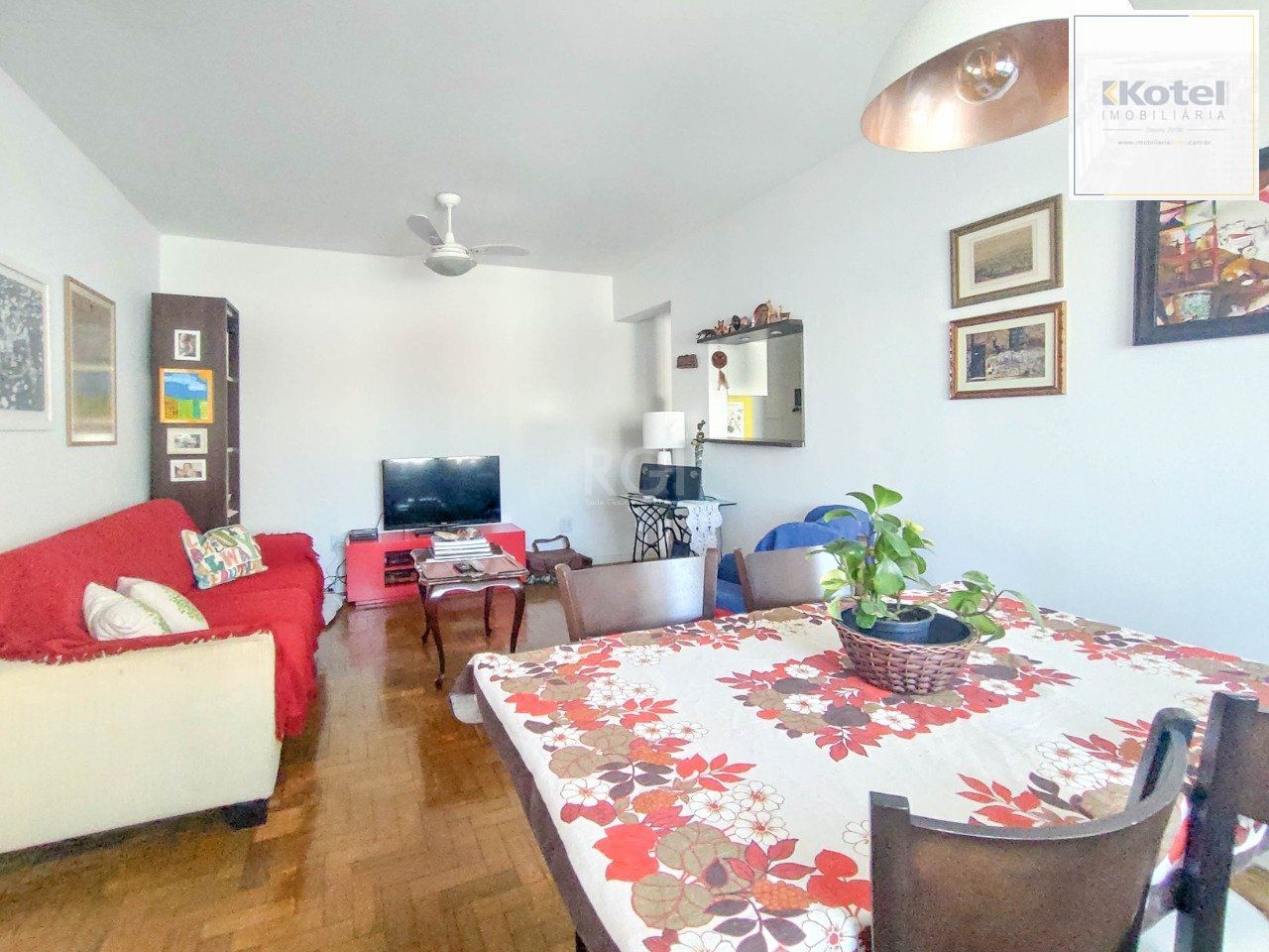 Apartamento no bairro Menino Deus - 2 dormitórios