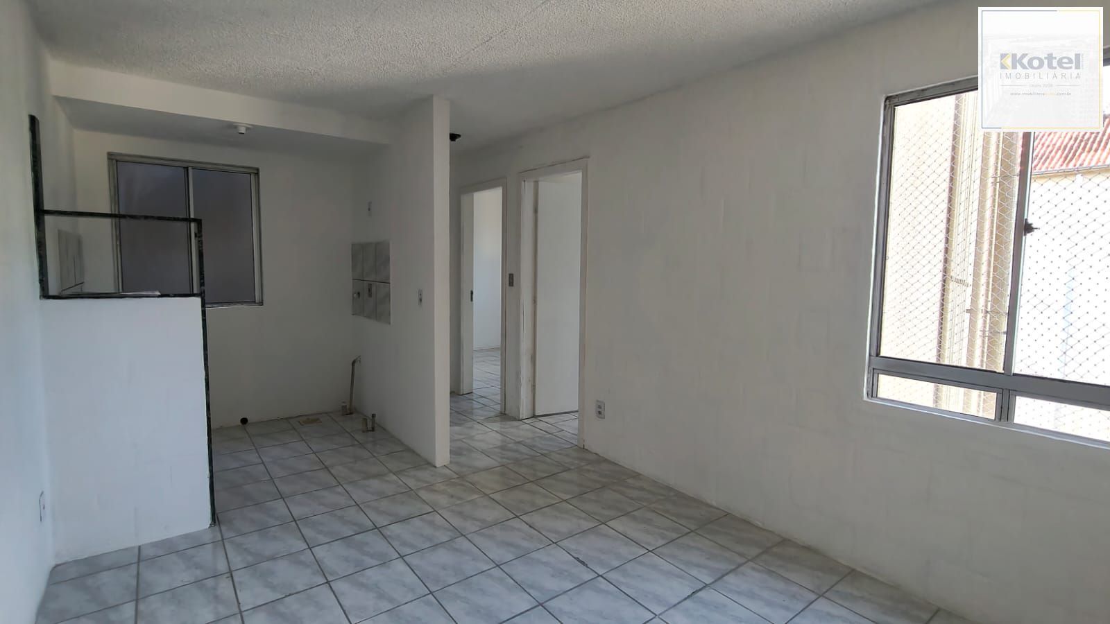 Apartamento no Bairro Lomba do Pinheiro - 2 Dormitórios — foto 2