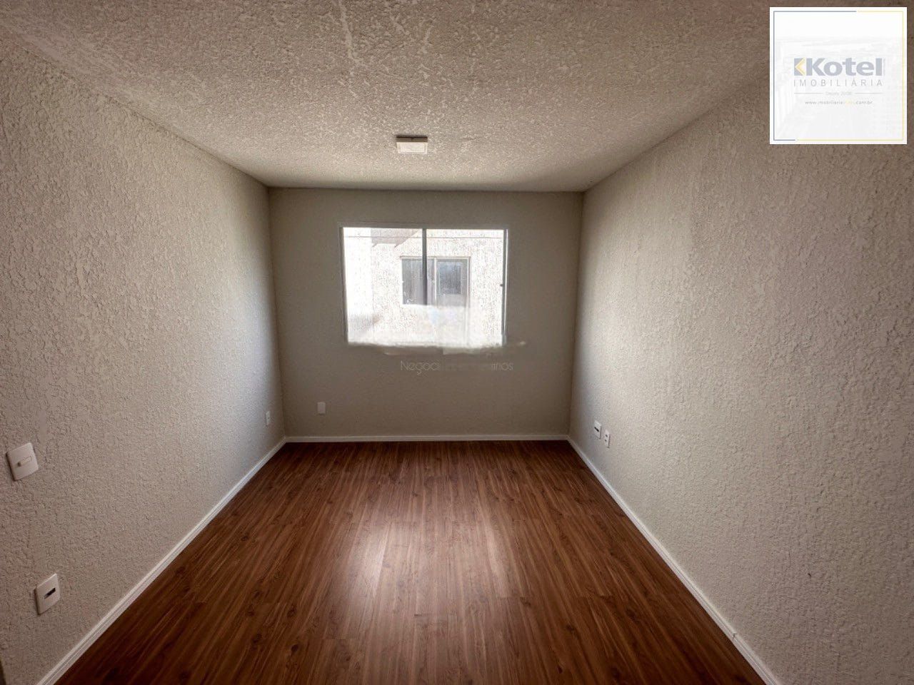 Apartamento na Restinga - 2 Dormitórios — foto 4