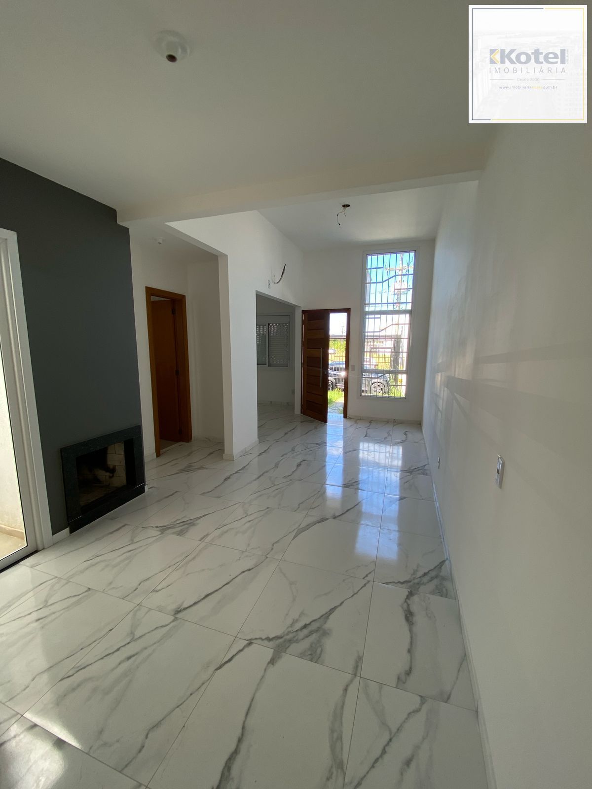 Linda Casa térrea de 2 Dormitórios sendo um suite Localizada no Ipanema Residence Park — foto 2