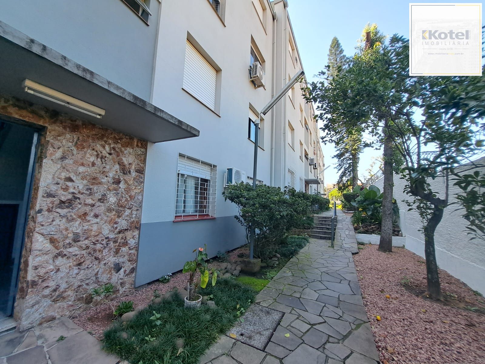 Apartamento no bairro Jardim Sabará - 2 dormitórios — foto 2