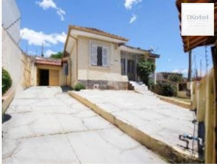 Casa no bairro Gloria - Av. Osca Pereira — foto 2