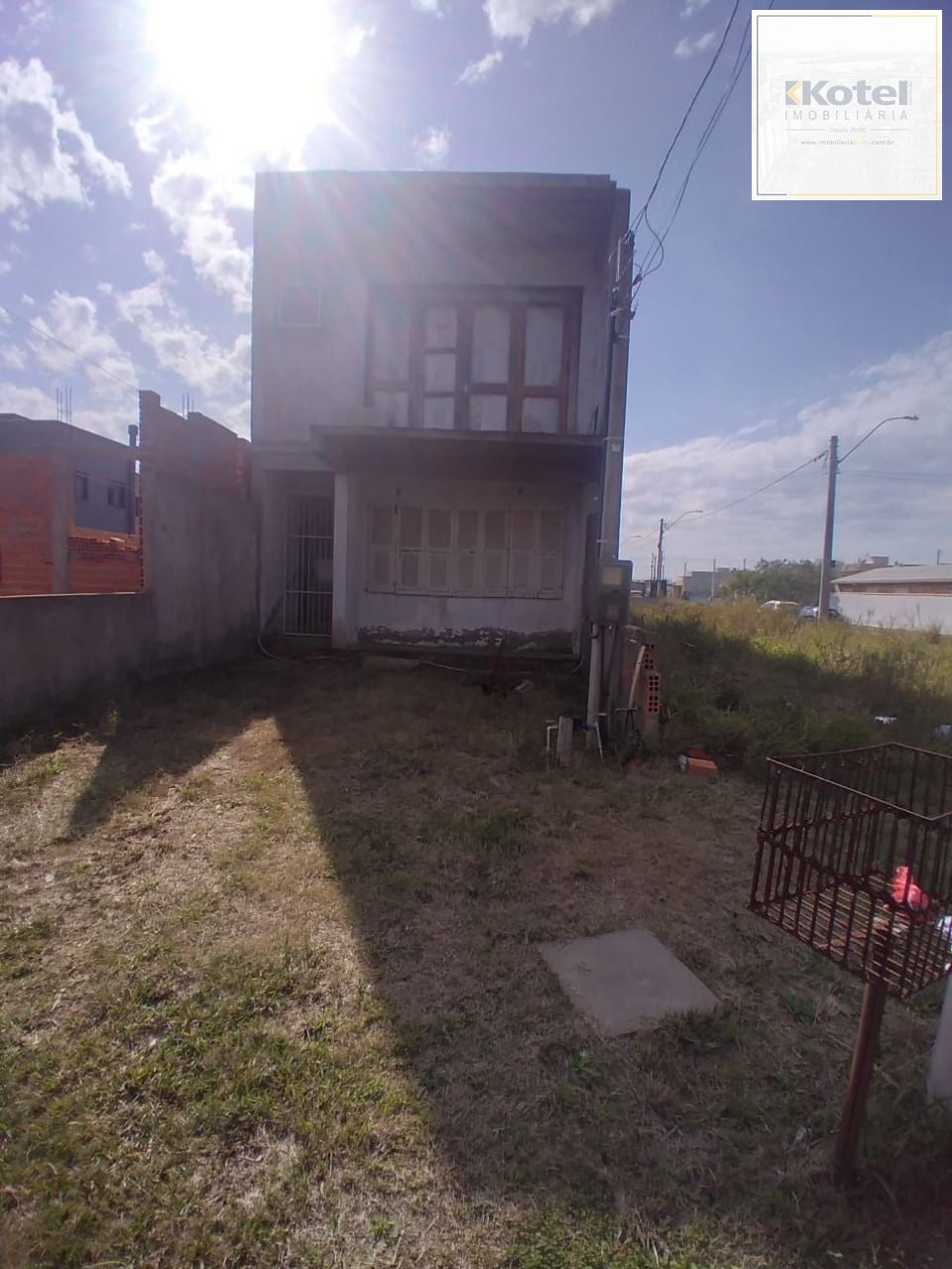Sobrado no bairro Aberta dos Morros - 3 dormitórios - 1 suíte — foto 3