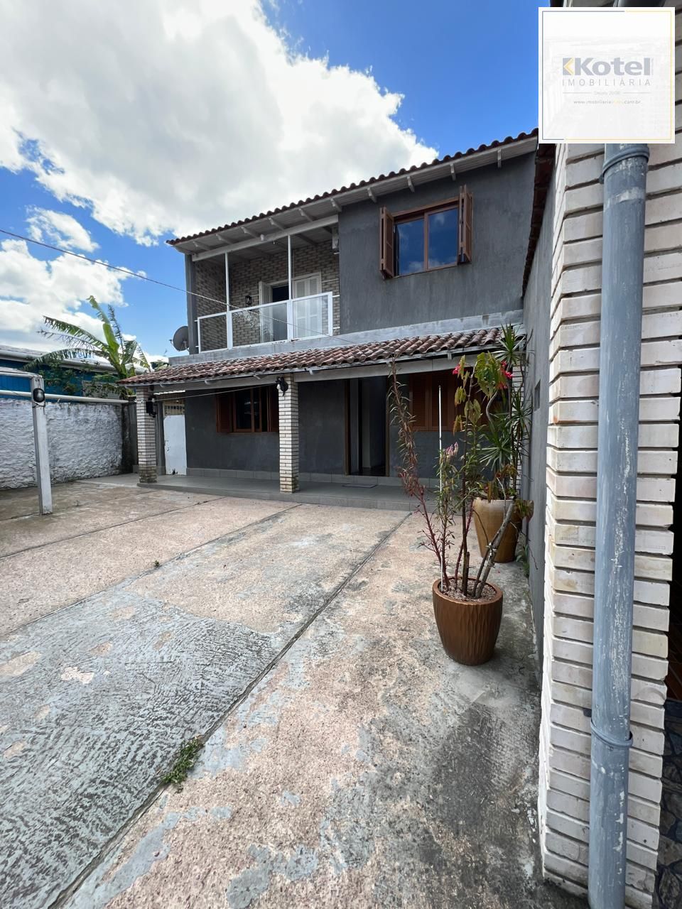 Ampla casa no Bairro Restinga 4 Dormitórios sendo um suíte — foto 2