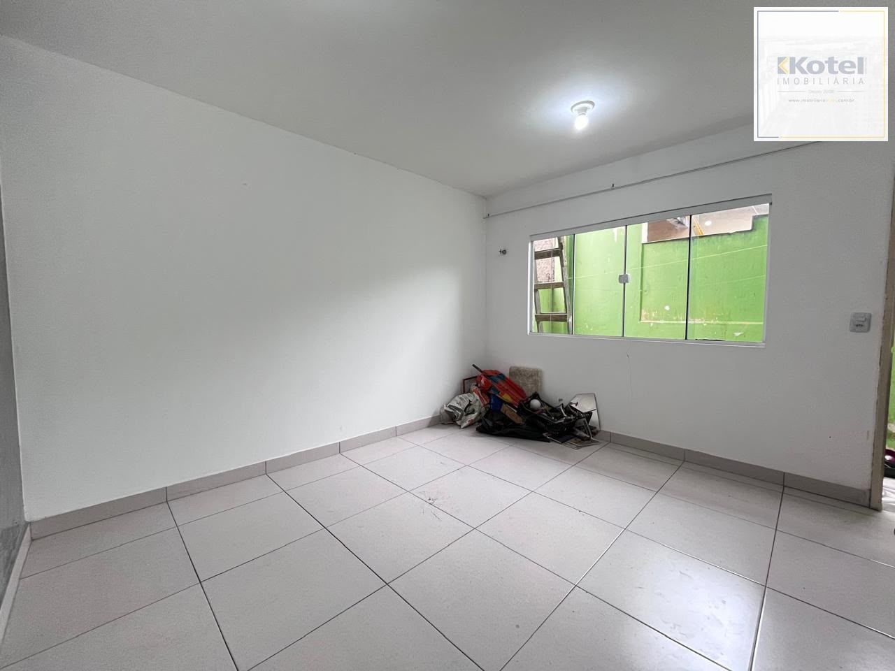 Casa no bairro restinga 2 dormitórios e 2 vagas de garagem