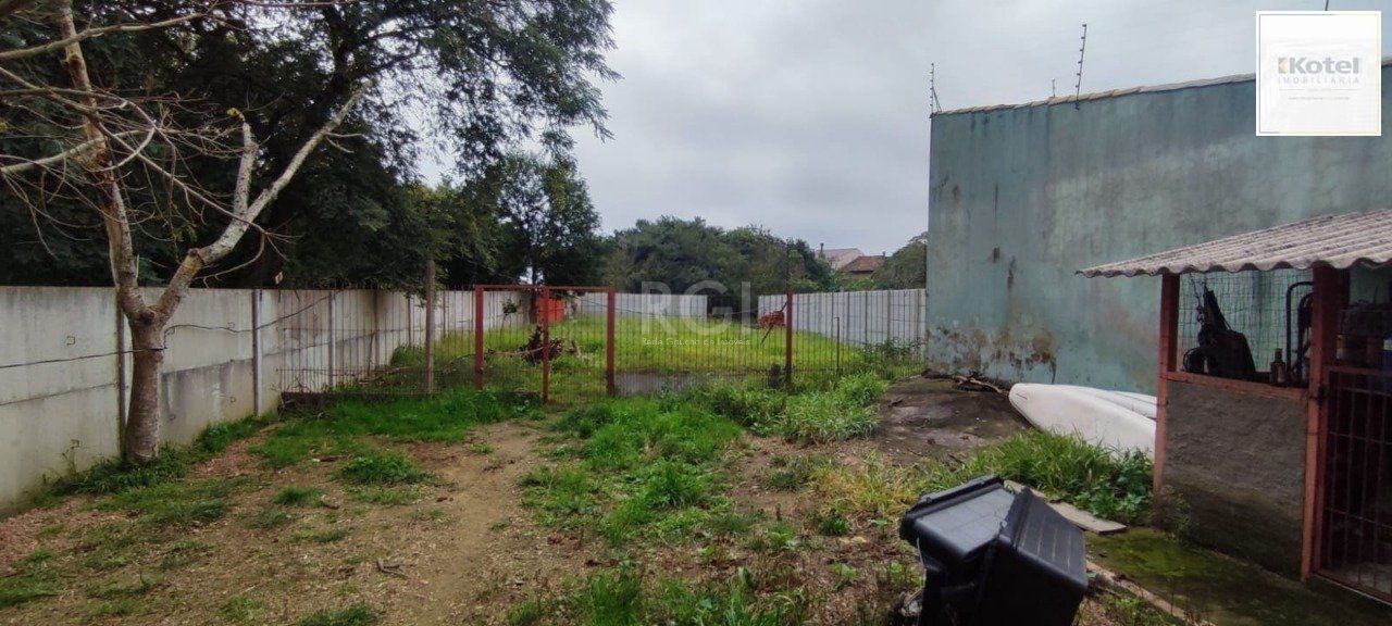 Terreno no bairro Guarujá em Porto Alegre