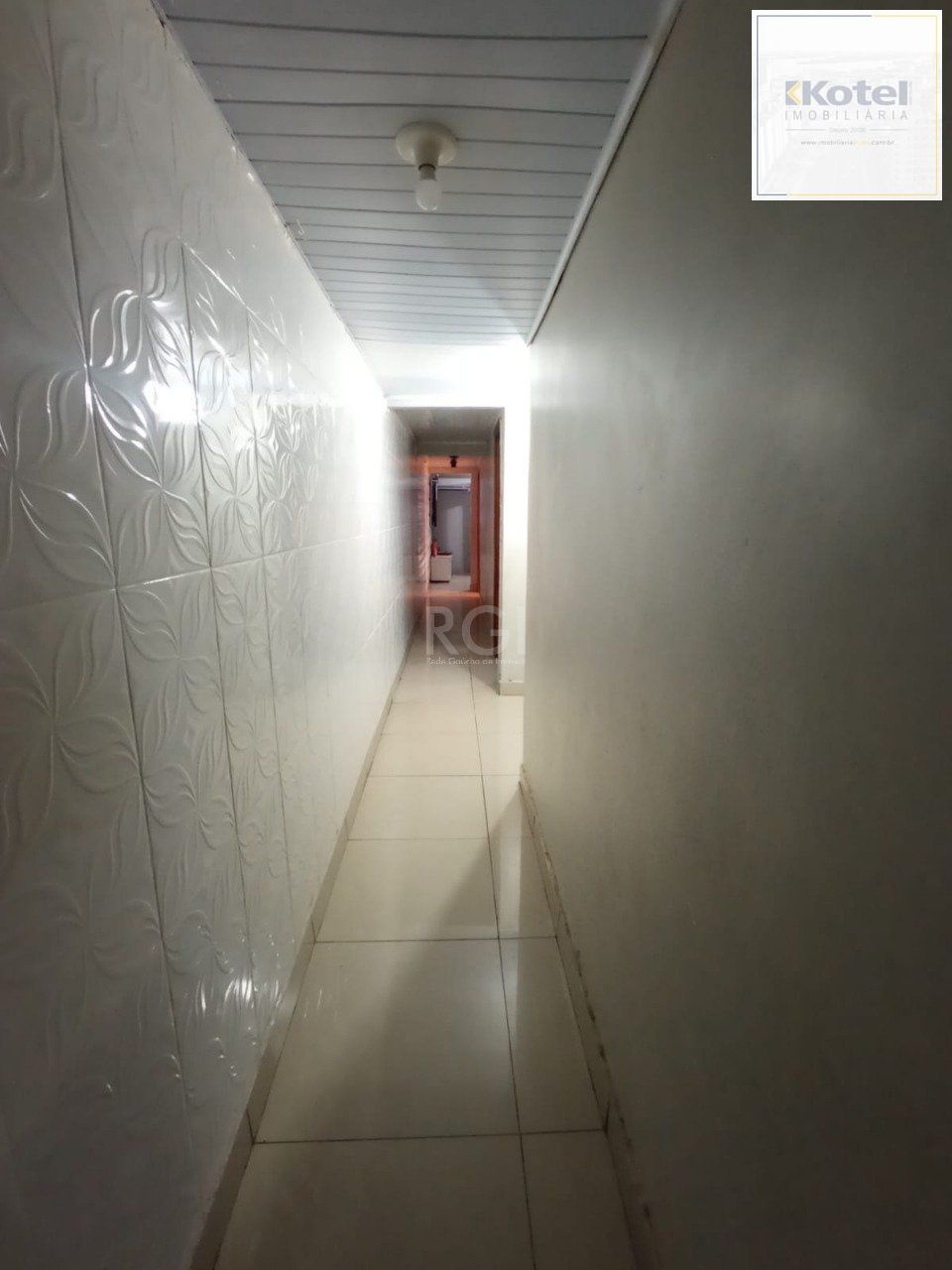 Casa no bairro Hípica - 3 dormitórios — foto 4