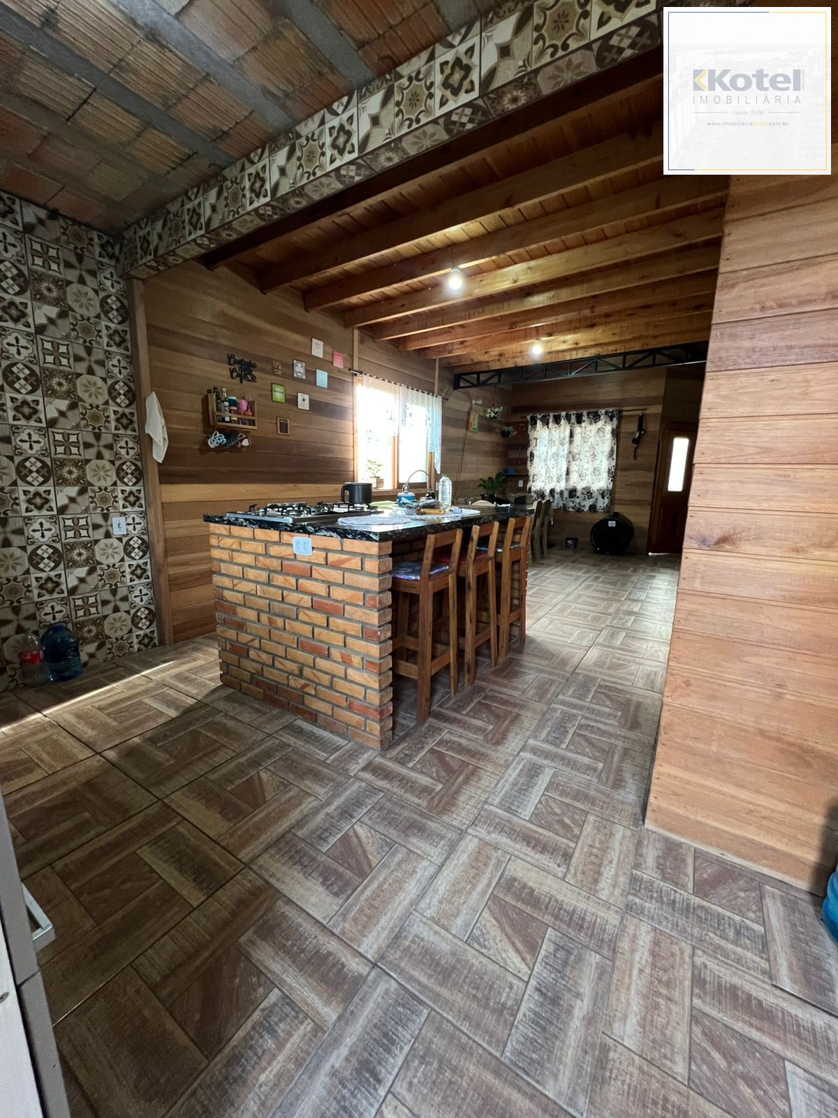 Belíssima Casa no bairro Restinga 2 Dormitórios sendo um uma suite — foto 5