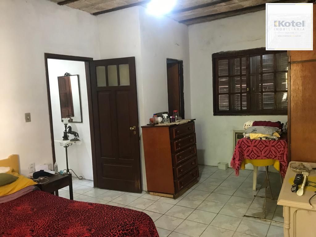 Casa no bairro Vila Nova - 4 dormitórios