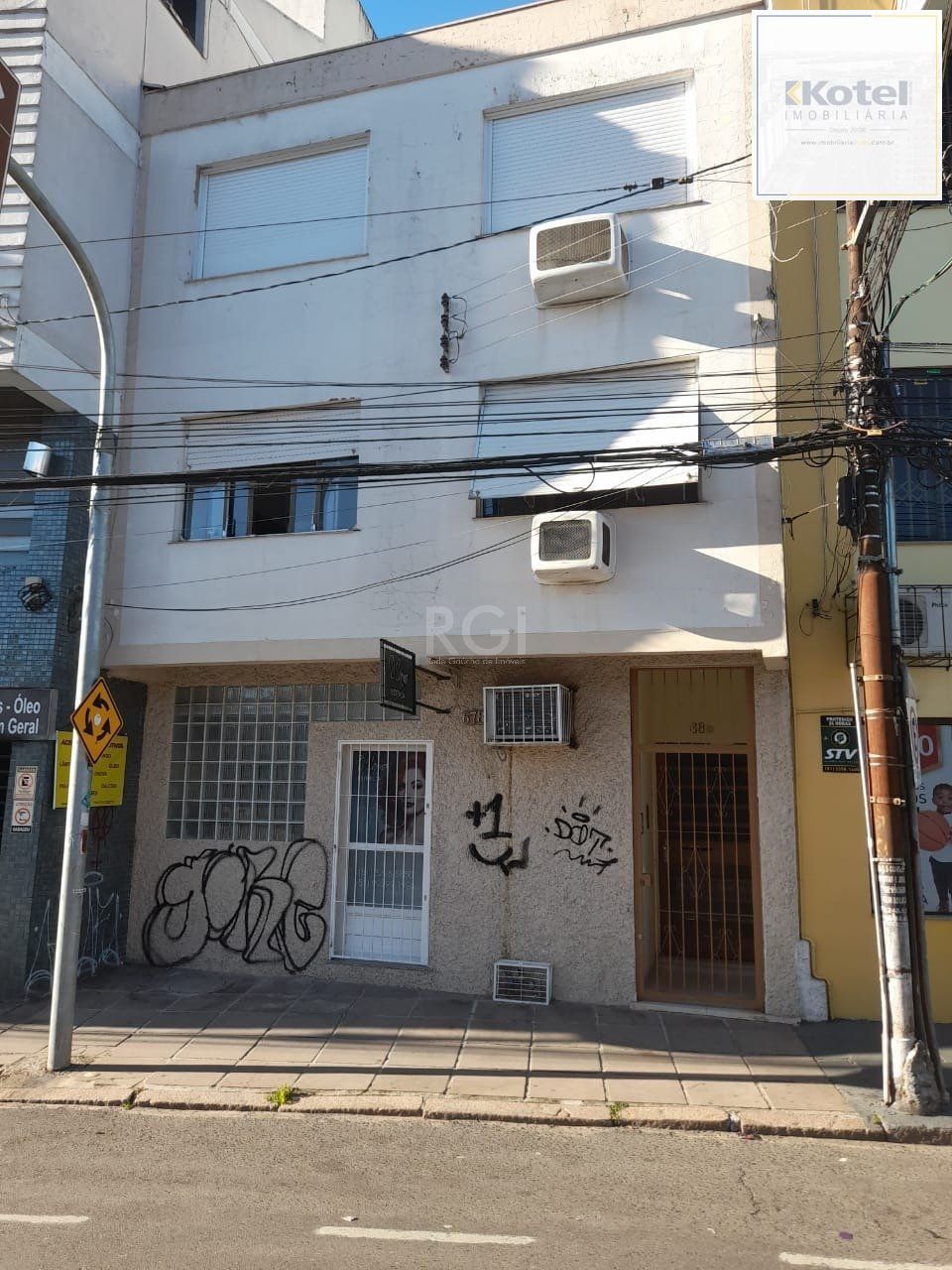 APARTAMENTO NA CIDADE BAIXA - 2 DORMITÓRIOS