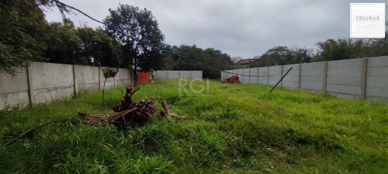 Terreno no bairro Guarujá em Porto Alegre