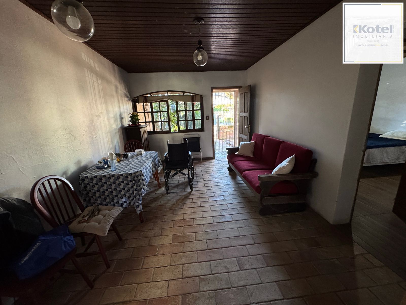 Casa no bairro Aberta dos Morros - 3 dormitórios — foto 4