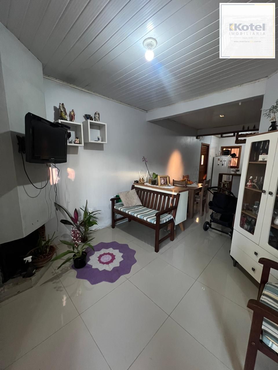 Casa no bairro Restinga - 2 dormitórios — foto 2