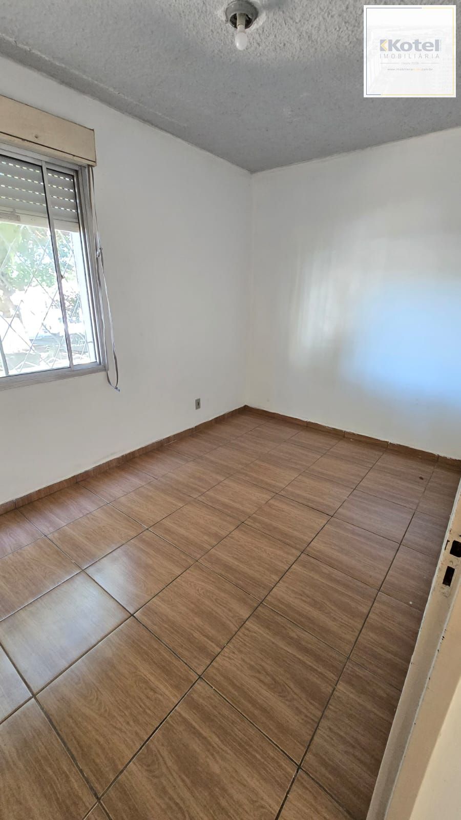 Apartamento no bairro Vila Nova 1 dormitório - 1 VAGA