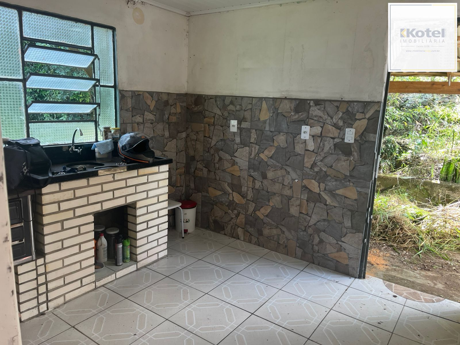 Casa no Bairro Vila Nova - 2 Dormitórios - 2 vaga de garagem — foto 4