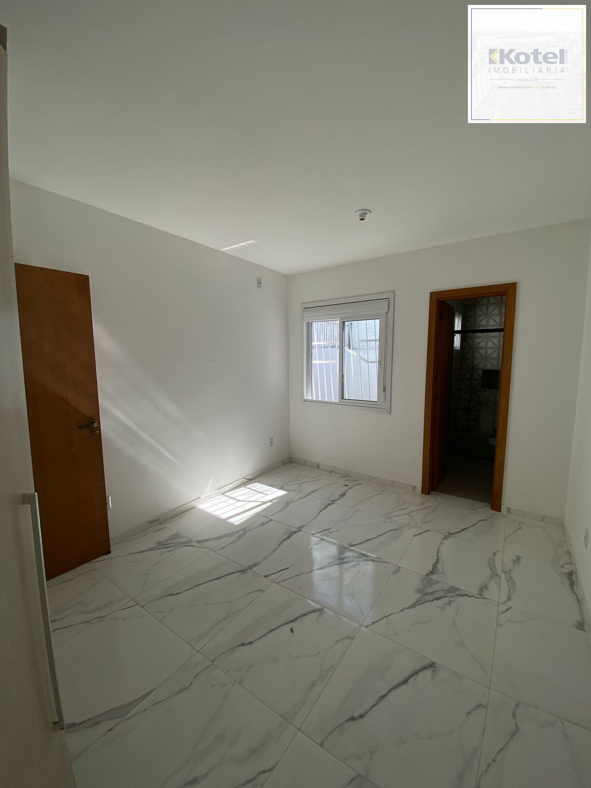 Linda Casa térrea de 2 Dormitórios sendo um suite Localizada no Ipanema Residence Park — foto 5