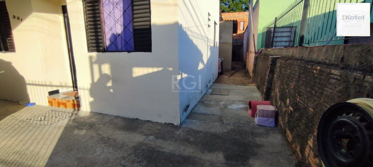 Casa no bairro Restinga - 2 dormitórios — foto 3