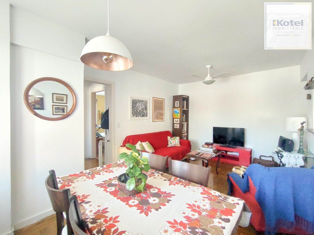 Apartamento no bairro Menino Deus - 2 dormitórios