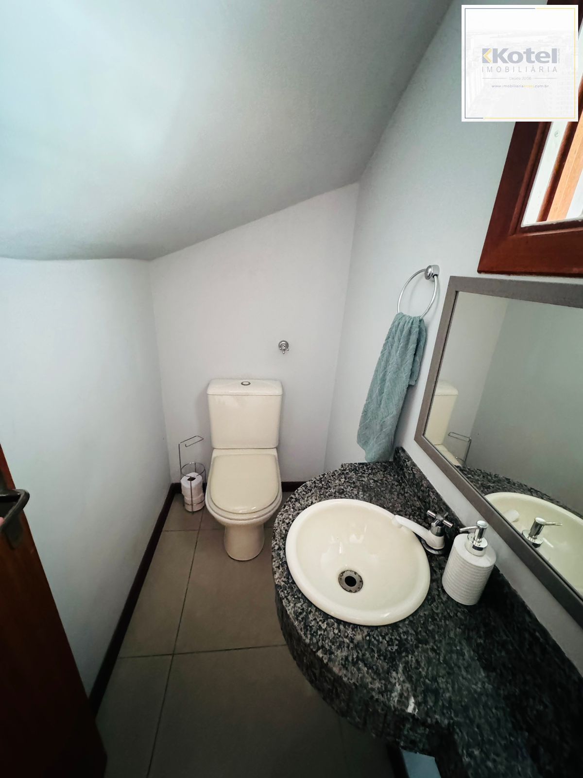 Casa no bairro Hípica - 3 dormitórios — foto 5