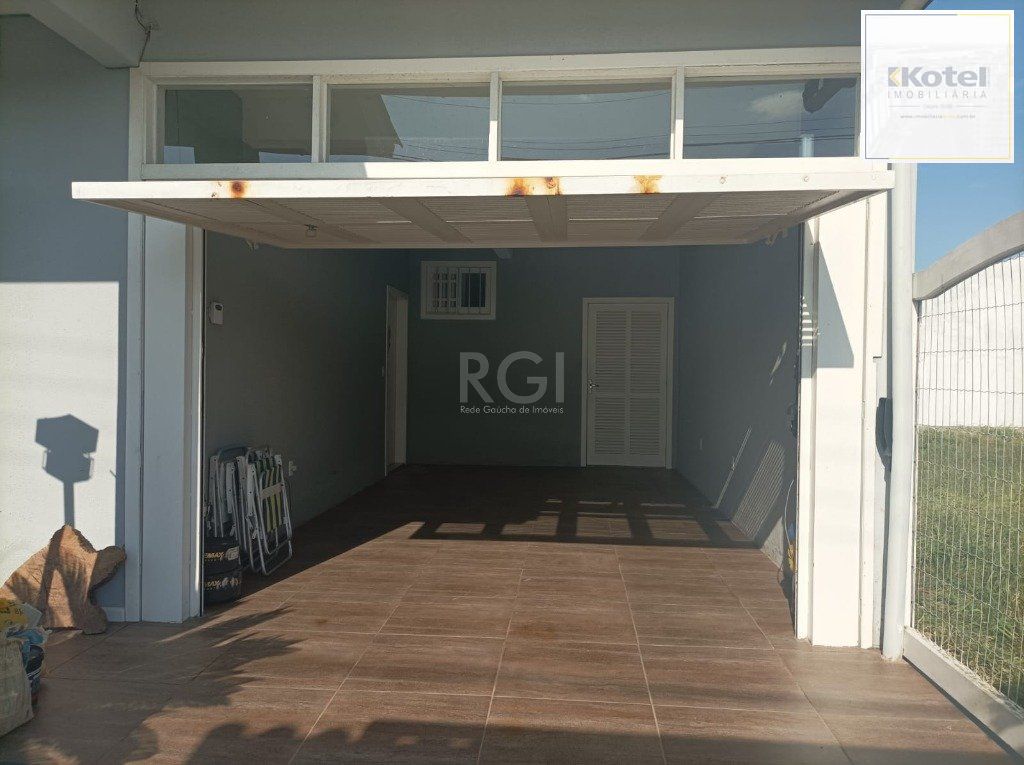 Casa para Venda 3 dormitórios 2 vagas - Capão Novo