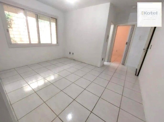 Apartamento térreo no Menino Deus de 1 dormitório com pátio DESOCUPADO — foto 2