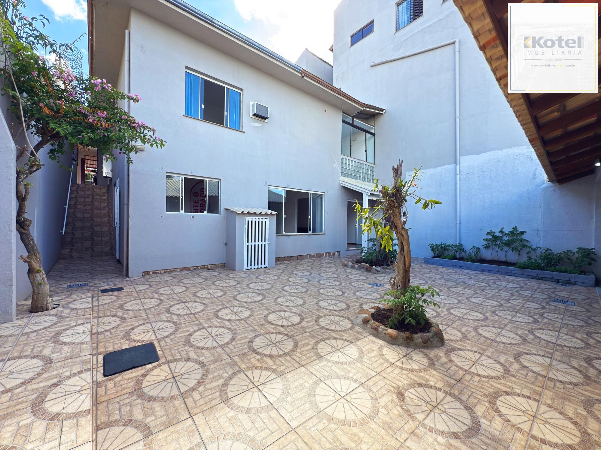 Casa 3 quartos à venda, 180m², Medianeira - Porto Alegre — foto 2