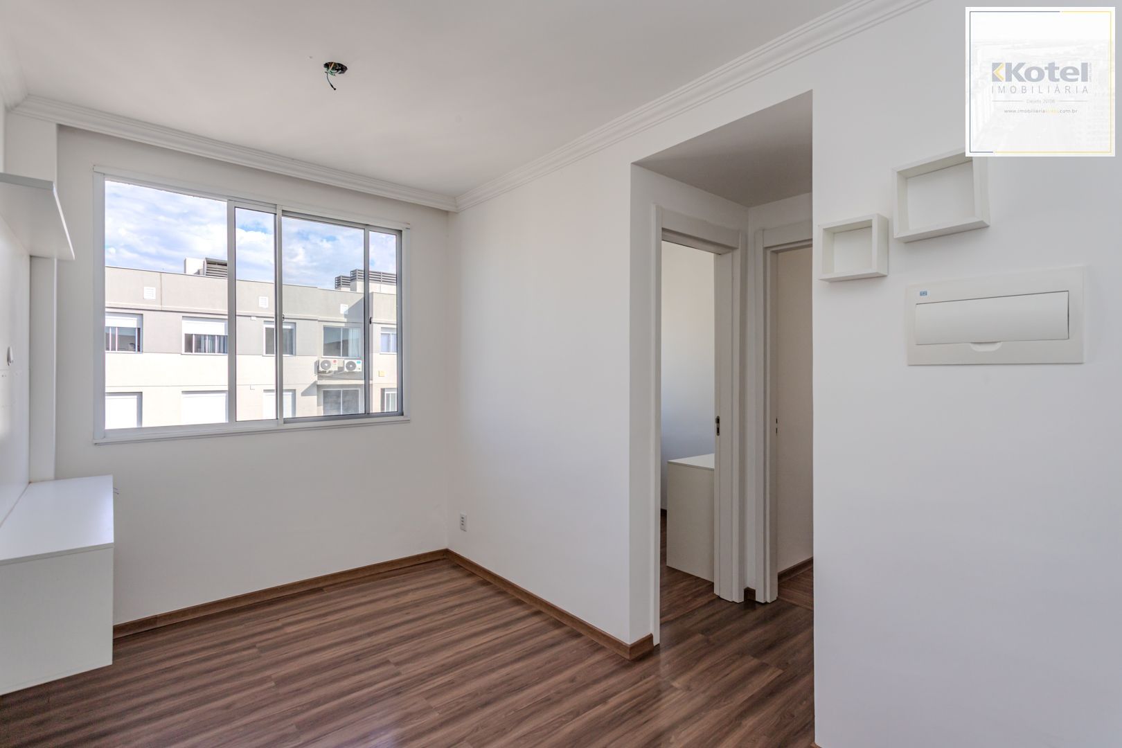 Apartamento no Sarandi de 2 dormitórios vaga e infra DESOCUPADO — foto 2