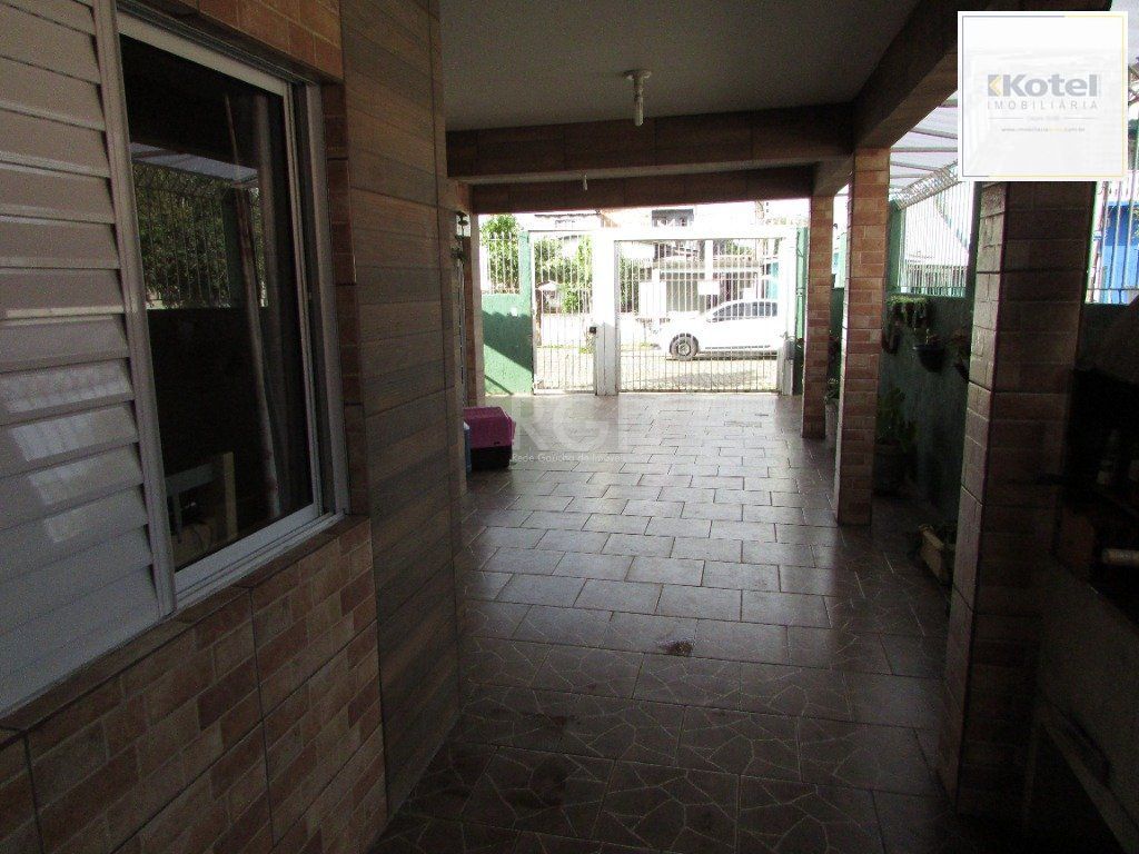 Casa para Venda - 150m², 3 dormitórios, 2 vagas - Santa Rosa de Lima