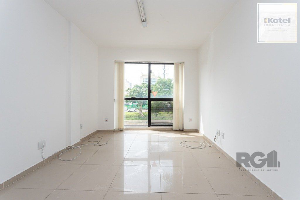 Sala comercial no Menino Deus