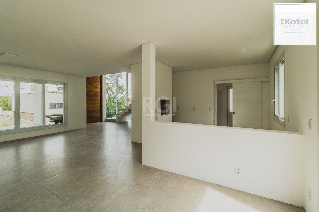 Casa Condominio para Venda - 197m², 3 dormitórios, sendo 3 suites, 4 vagas - Krahe