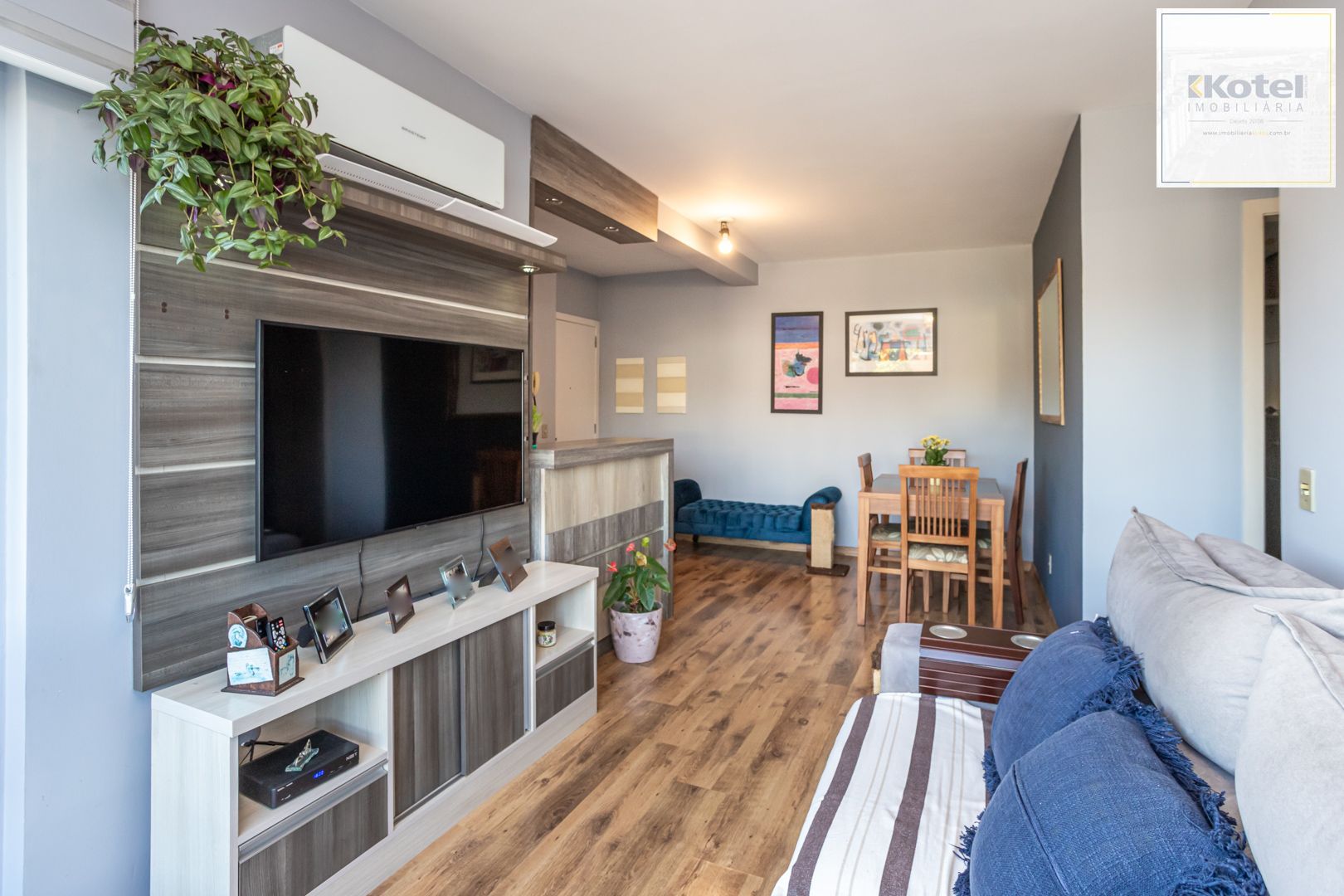 Apartamento no Cristal de 3 dormitórios , 2 vagas e infra — foto 2