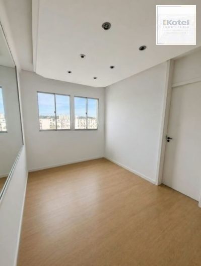 Apartamento no Sarandi de 2 dormitórios e vaga semi mobiliado DESOCUPADO