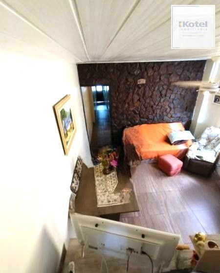 Casa no bairro Partenon de 3 dormitórios e vaga — foto 3